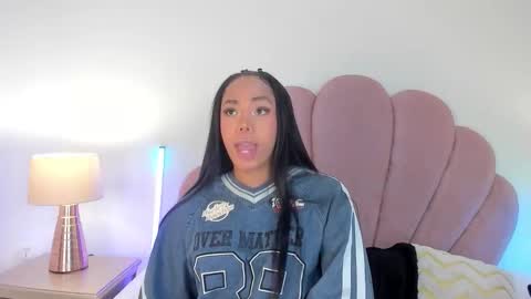 NICOLE online show from 19, 12, 2025