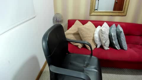 Nicolettcolin  online show from 9, 6, 2026