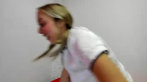 Snapshot of nicolevip1 chatting on 17, 7, 2026 NICOLE online show from 17, 7, 2026