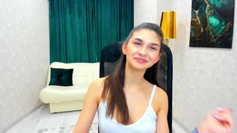 nicolewerti online show from 18, 1, 2025