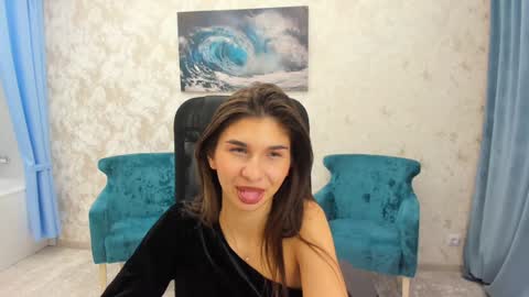 nicolewerti online show from 24, 1, 2025