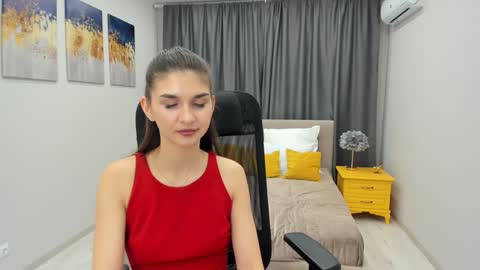 nicolewerti online show from 4, 2, 2025