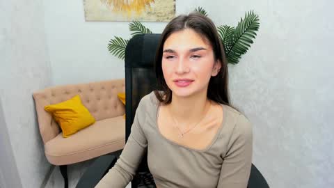 nicolewerti online show from 5, 2, 2025