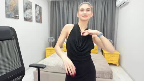 nicolewerti online show from 6, 2, 2025