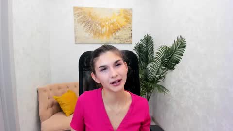 nicolewerti online show from 15, 2, 2025