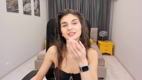 nicolewerti online show from 11, 3, 2025