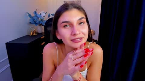 nicolewerti online show from 11, 9, 2025