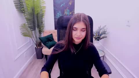 nicolewerti online show from 12, 9, 2025