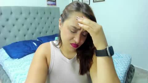 Snapshot of nicolewind_ chatting on 17, 2, 2025 ELIZABETH online show from 17, 2, 2025