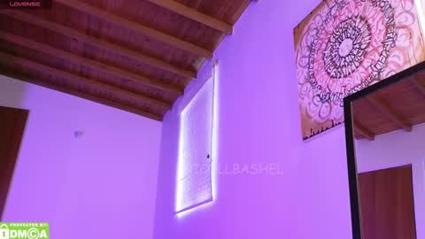 Nicoll  Independent model online show from 26, 9, 2025