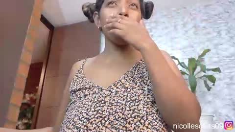 nicolle4 online show from 28, 7, 2026