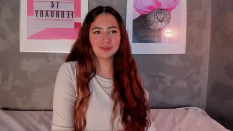 nicolle_evanss_ online show from 9, 10, 2025