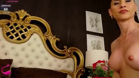 Nicolle online show from 23, 4, 2026