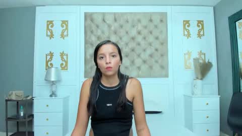 Nicolle online show from 23, 3, 2026