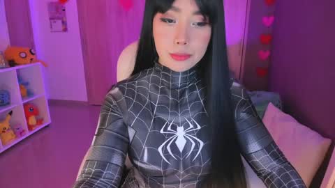 Nicolle  Go to Visit   online show from 30, 4, 2026