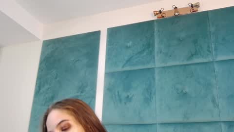 Snapshot of nicollemiles chatting on 15, 1, 2025 Nicolle online show from 15, 1, 2025