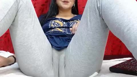 NICOLLE online show from 27, 4, 2026