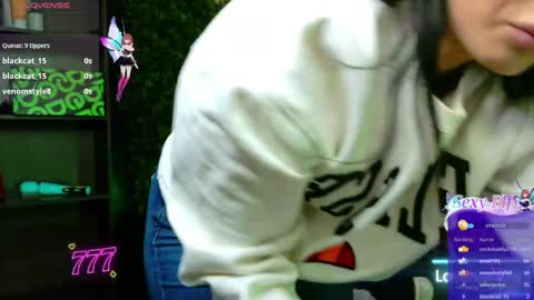 Nicolle online show from 23, 4, 2026