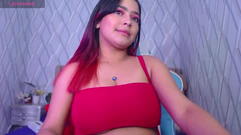 Nicolle Miley online show from 18, 1, 2025