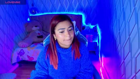 Nicolle Miley online show from 6, 10, 2025