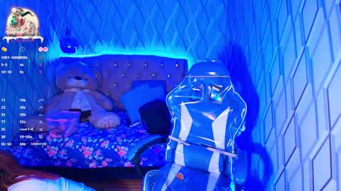 Nicolle Miley online show from 18, 11, 2025