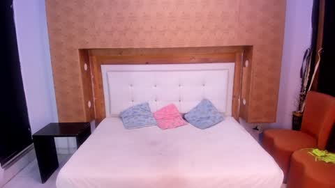 nicolysofi online show from 26, 12, 2024