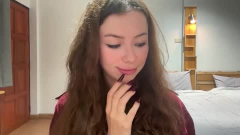 Aurora online show from 28, 10, 2025