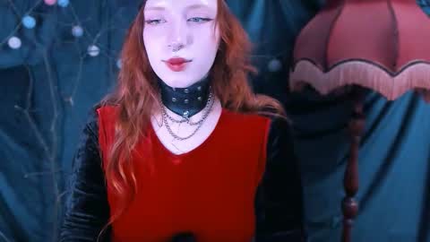 Snapshot of night_liliths chatting on 28, 10, 2025 Lilitht online show from 28, 10, 2025