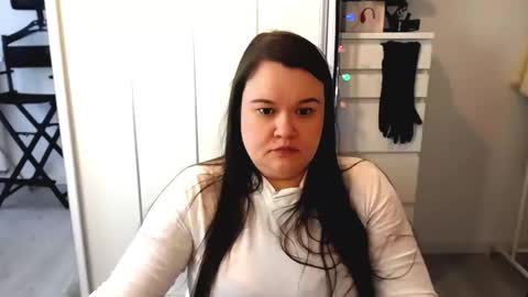 Holly online show from 24, 2, 2026