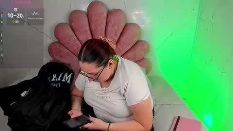 Anni online show from 6, 2, 2026