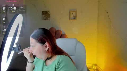 Anni online show from 16, 4, 2026