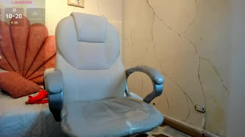 Anni online show from 20, 4, 2026