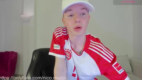 Nicolas Mucci online show from 4, 12, 2024