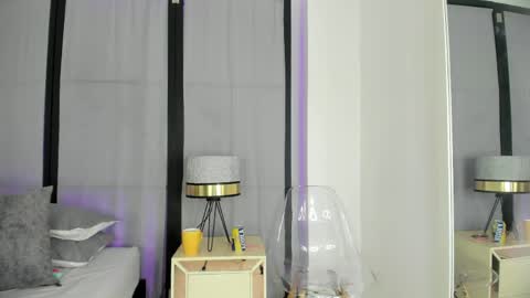 Niicole online show from 25, 4, 2026