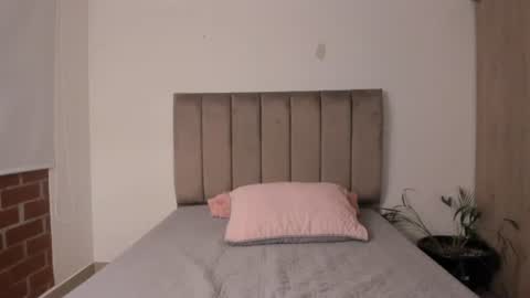 Snapshot of niicoleta2 chatting on 12, 6, 2026 Niicoleta online show from 12, 6, 2026