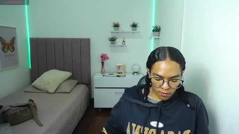          online show from 6, 2, 2025