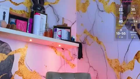 Snapshot of nijinsky_latinboy chatting on 5, 12, 2025 Nijinsky online show from 5, 12, 2025