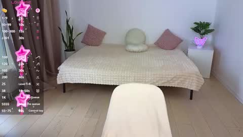 Snapshot of nika_light chatting on 19, 10, 2025 Nika light online show from 19, 10, 2025