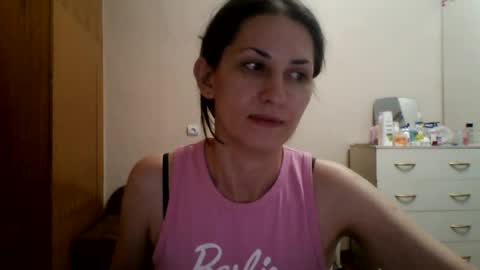 nika_smily online show from 2, 7, 2026
