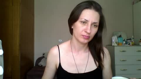 nika_smily online show from 8, 7, 2026