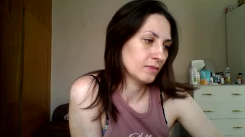 nika_smily online show from 10, 7, 2026