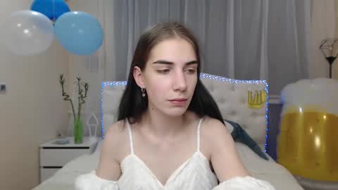 nikastarkk online show from 18, 9, 2025