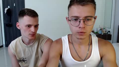 nikikerry_cum_ online show from 25, 4, 2026