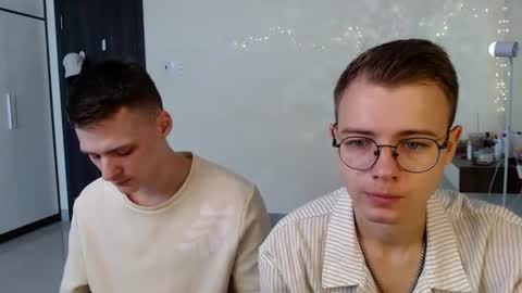 nikikerry_cum_ online show from 18, 6, 2026