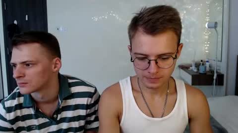 nikikerry_cum_ online show from 25, 6, 2026