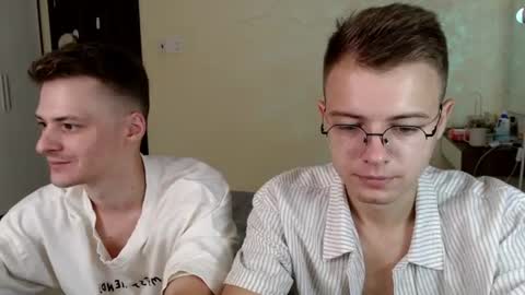 nikikerry_cum_ online show from 25, 7, 2026