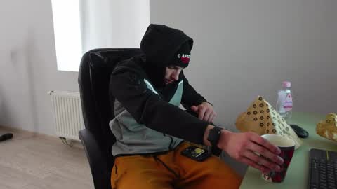 nikki online show from 28, 4, 2026