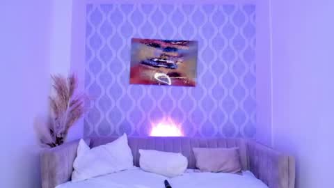 Nicole online show from 11, 6, 2026