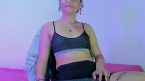 nikki_uwu online show from 26, 4, 2026