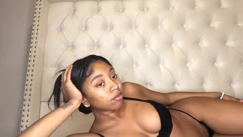 NikkiB online show from 5, 3, 2025